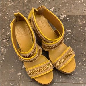 Tory Burch Platform sandals, size 8